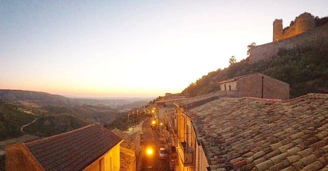 Experience Il Paesino Hotel Licodia Eubea Kültér fotó