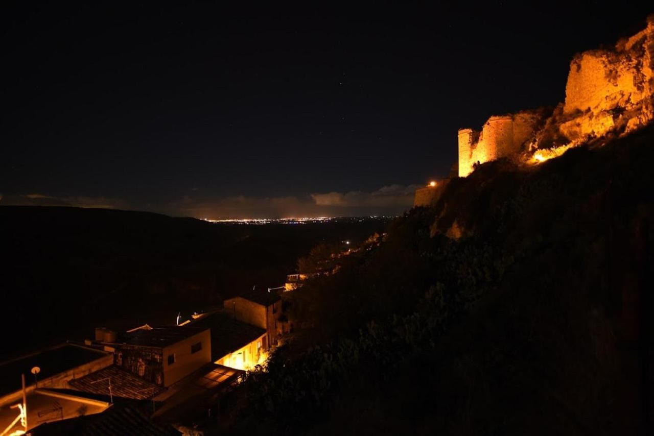 Experience Il Paesino Hotel Licodia Eubea Kültér fotó